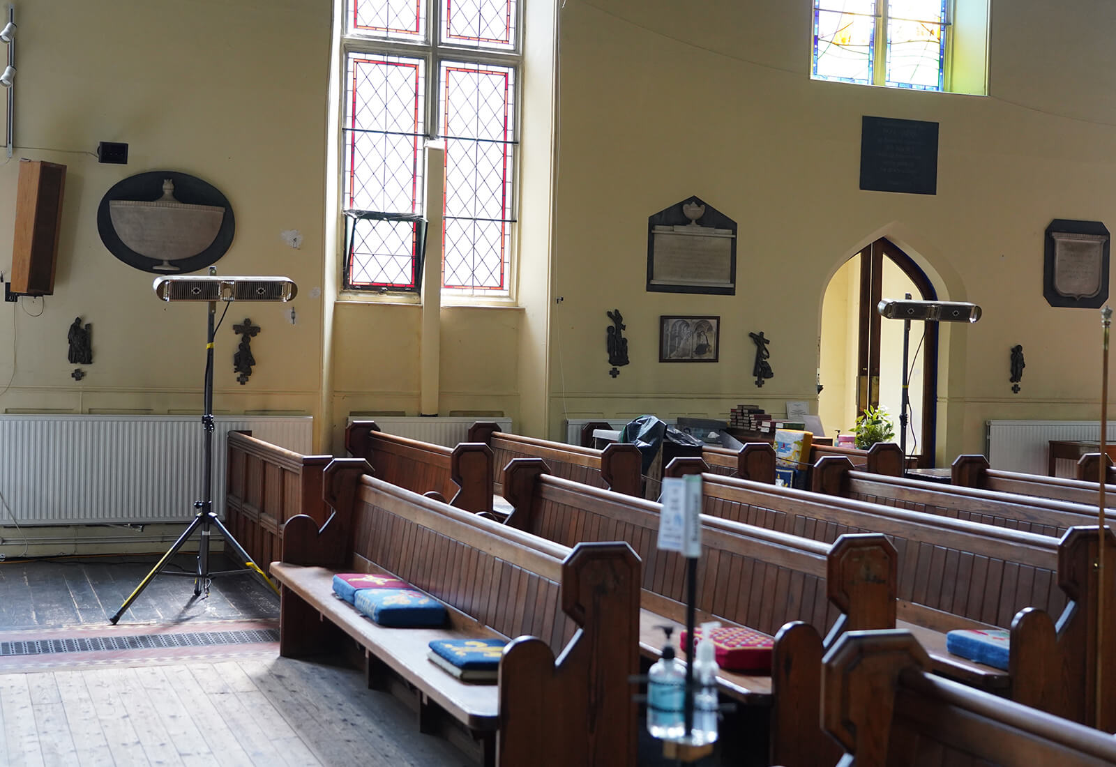 St Mary's Church, Staines : image 2